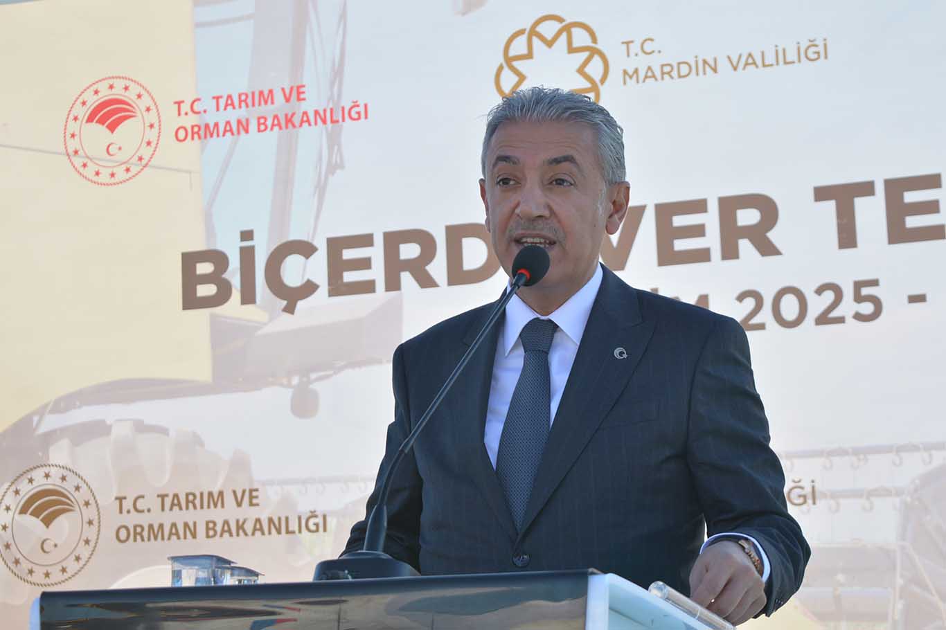 Mardin’de Üreticilere 30 Biçerdöver Hibe Edildi 4
