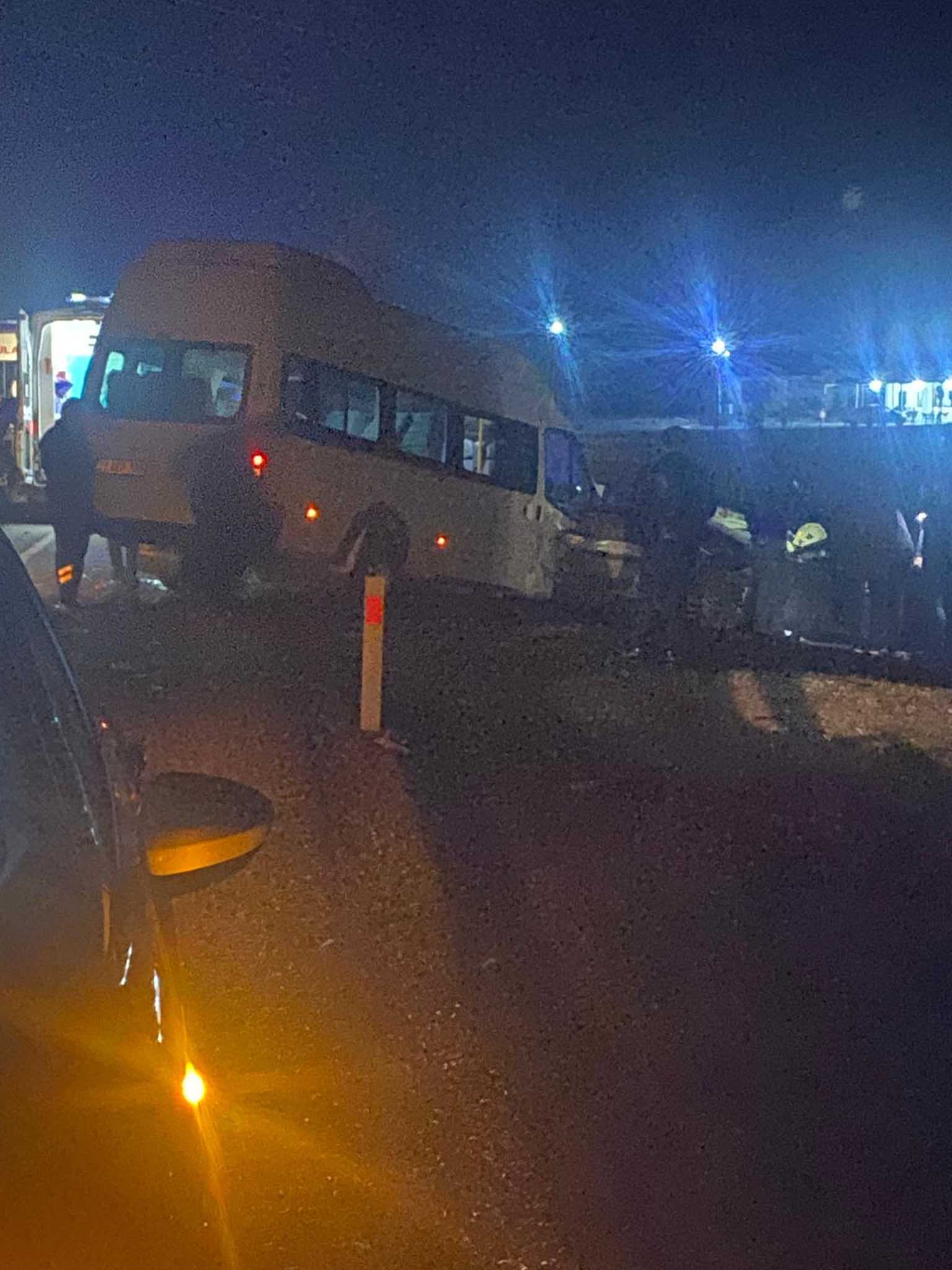 Diyarbakır Bismil Yolunda Feci Kaza Çok Sayıda Ölü Ve Yaralılar Var 8