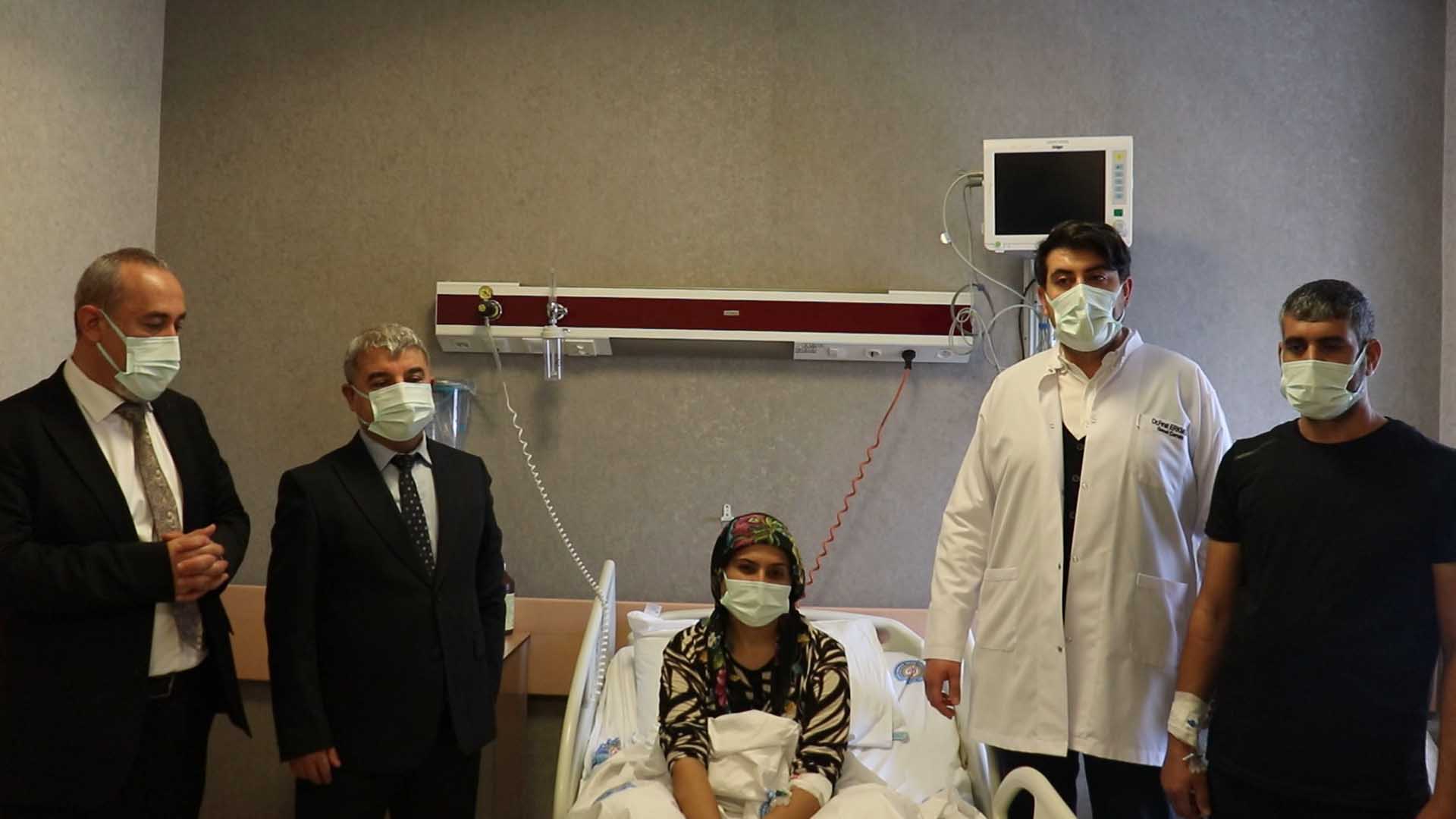 Eşine Karaciğerini Bağışlayan Koca Canımdı, Ciğerim Oldu 1