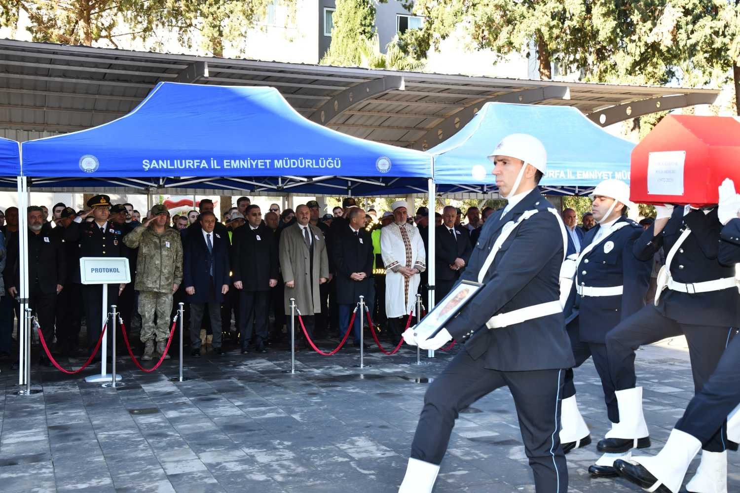 K A L P K R I Z I S O N U C U H A Y A T I N I K A Y B E D E N P O L I 1061399 315011