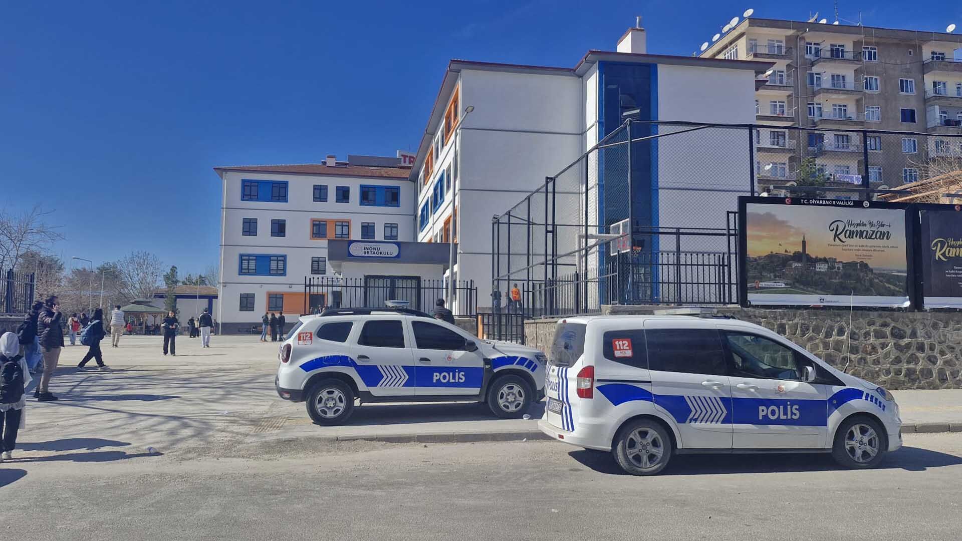 Diyarbakır’da Okulda Cıva Döküldü 14 Öğrenci Hastaneye Kaldırıldı 5