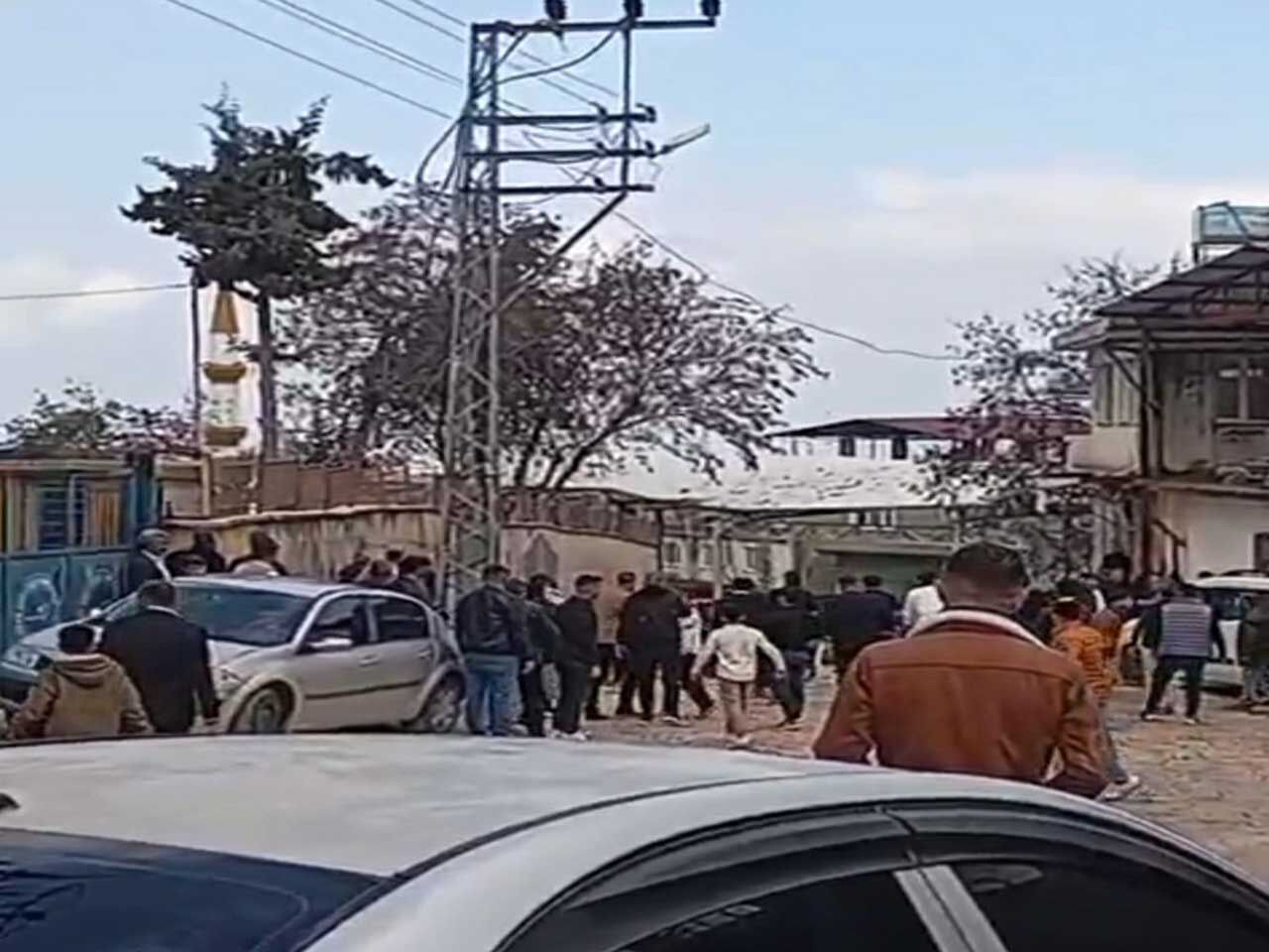 4Bayram Günü Çocukların Kavgasına Aileler De Karıştı; 3 Ölü, 22 Yaralı 6