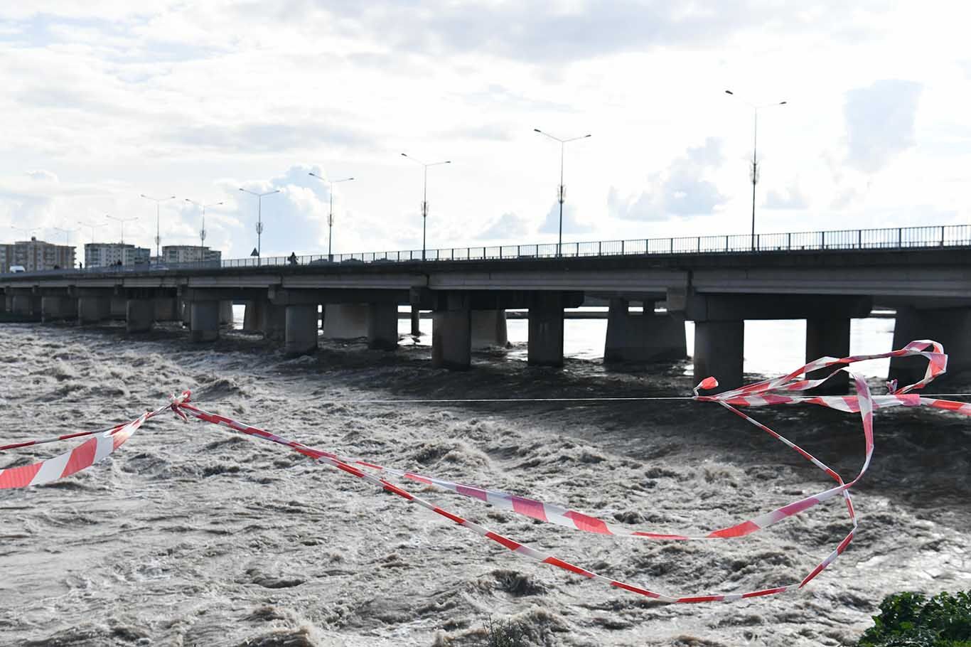 Bismil’de Dicle Nehri Çevresinde Önlemler Alındı 5