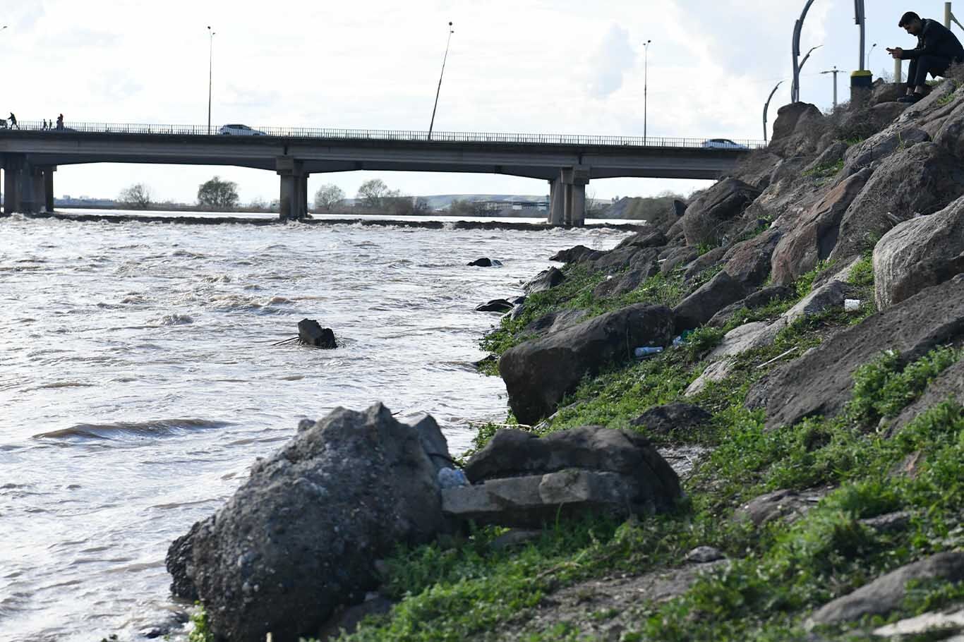 Bismil’de Dicle Nehri Çevresinde Önlemler Alındı 7
