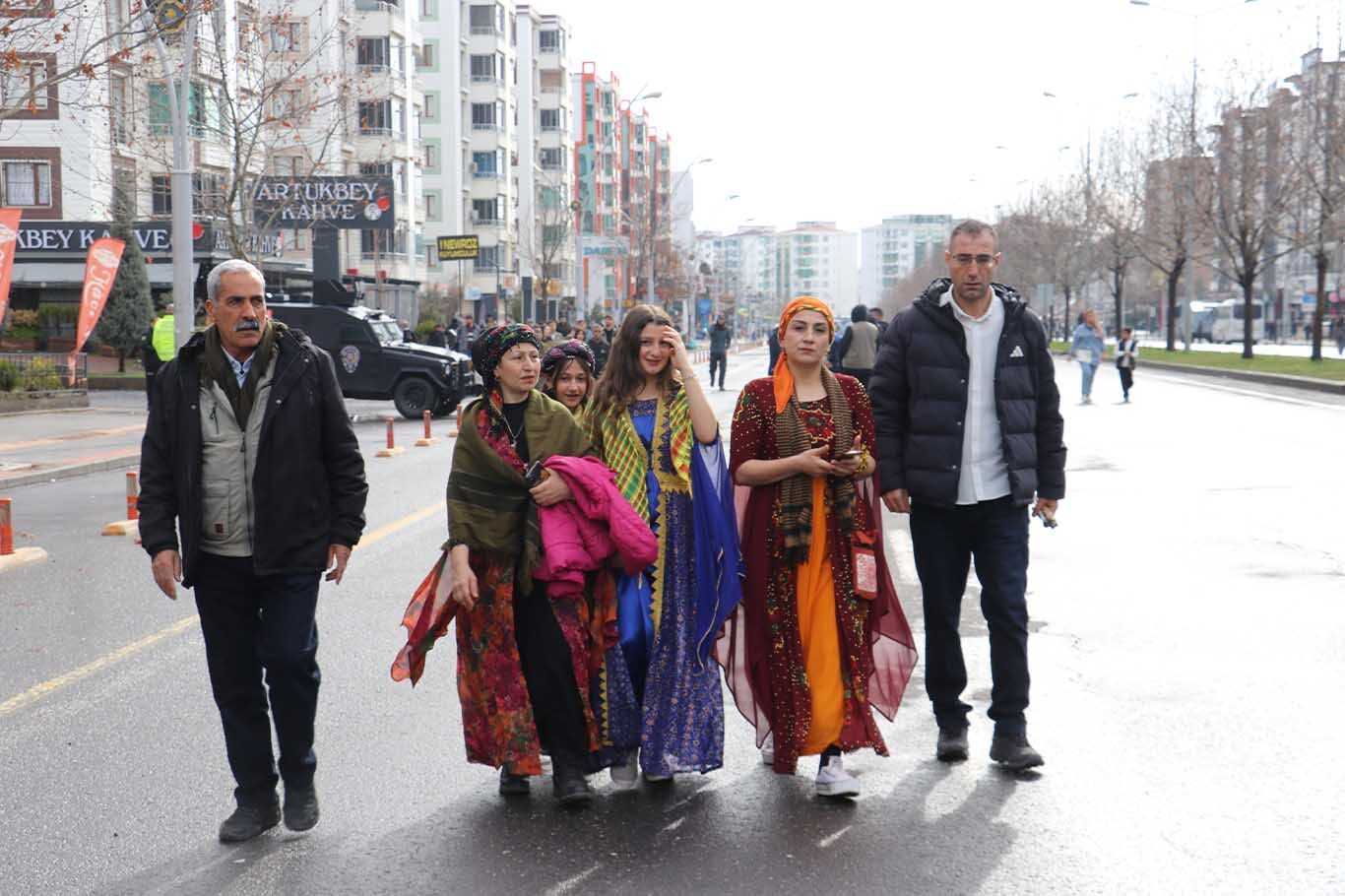 Diyarbakır'da Newroz Kutlamaları Başladı 3