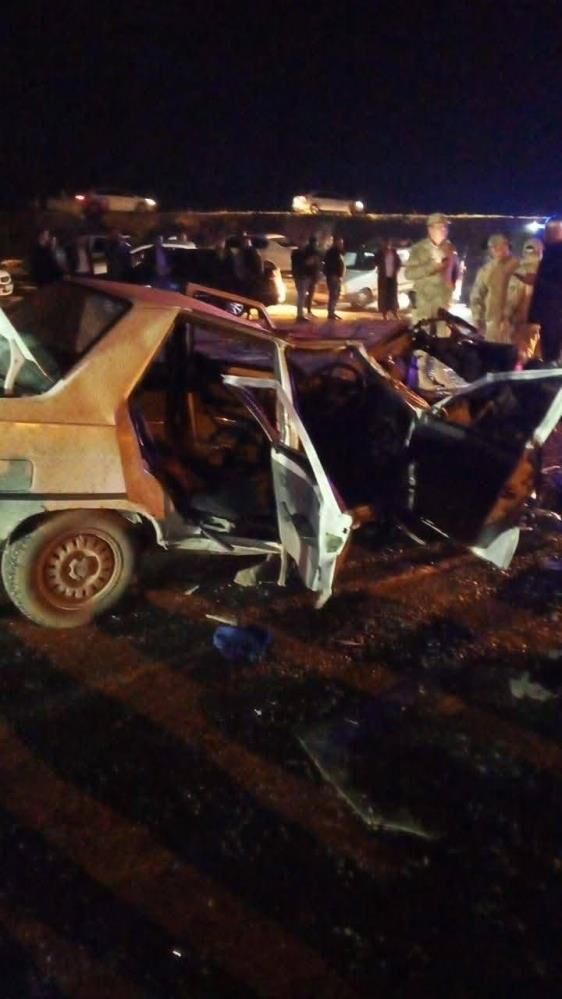 Kafa Kafaya Çarpıştılar 1 Ölü, 8 Kişi Yaralı (3)