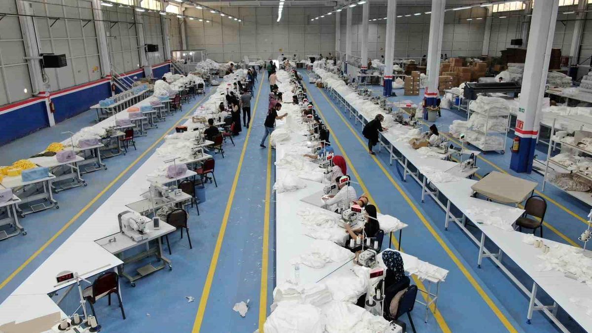 Bin 500 Kisiye Istihdam Saglayacak 5 Fabrika 17340263 Amp