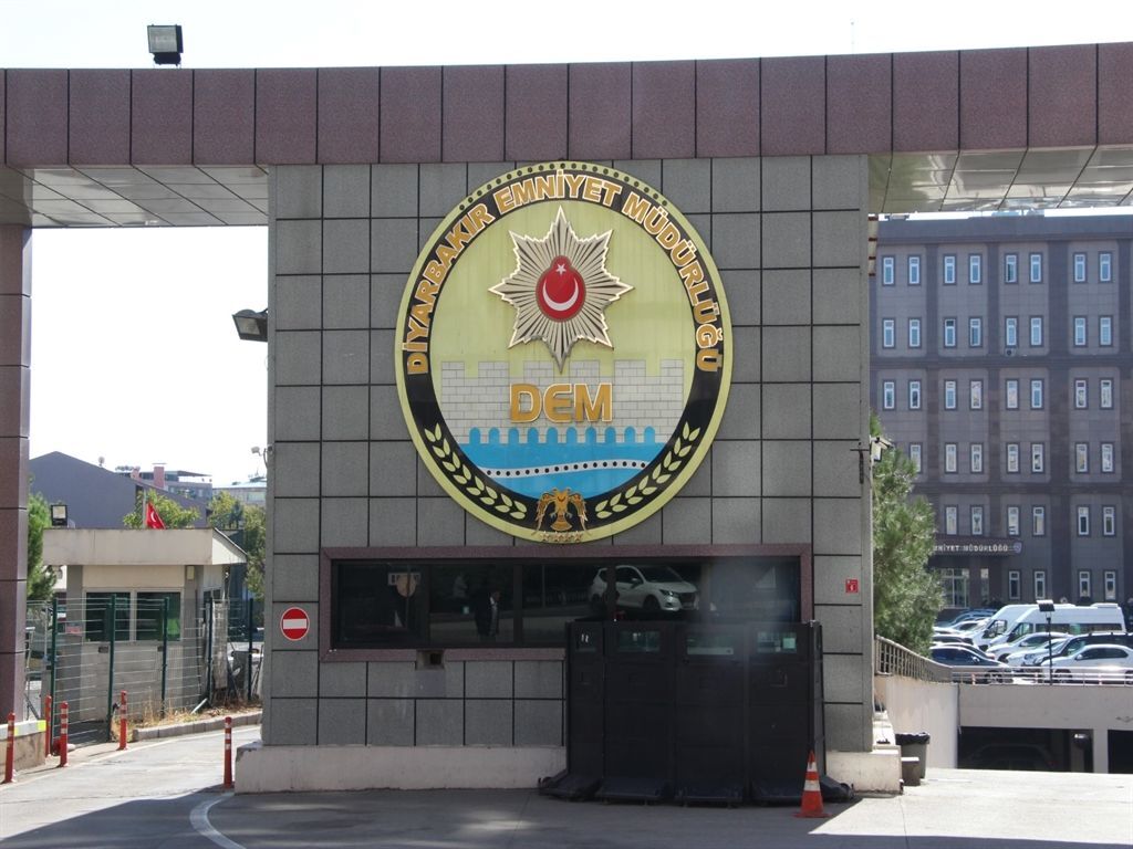 Diyarbakır Merkezli 41 İlde Dev Bahis Operasyonu! (2)