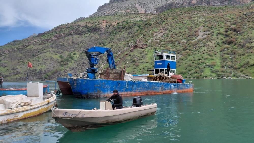 Diyarbakır’da Piknik Faciası Unuttuğu Eşyasını Almak İsterken Fırat Nehri'nde Kayboldu! (2)