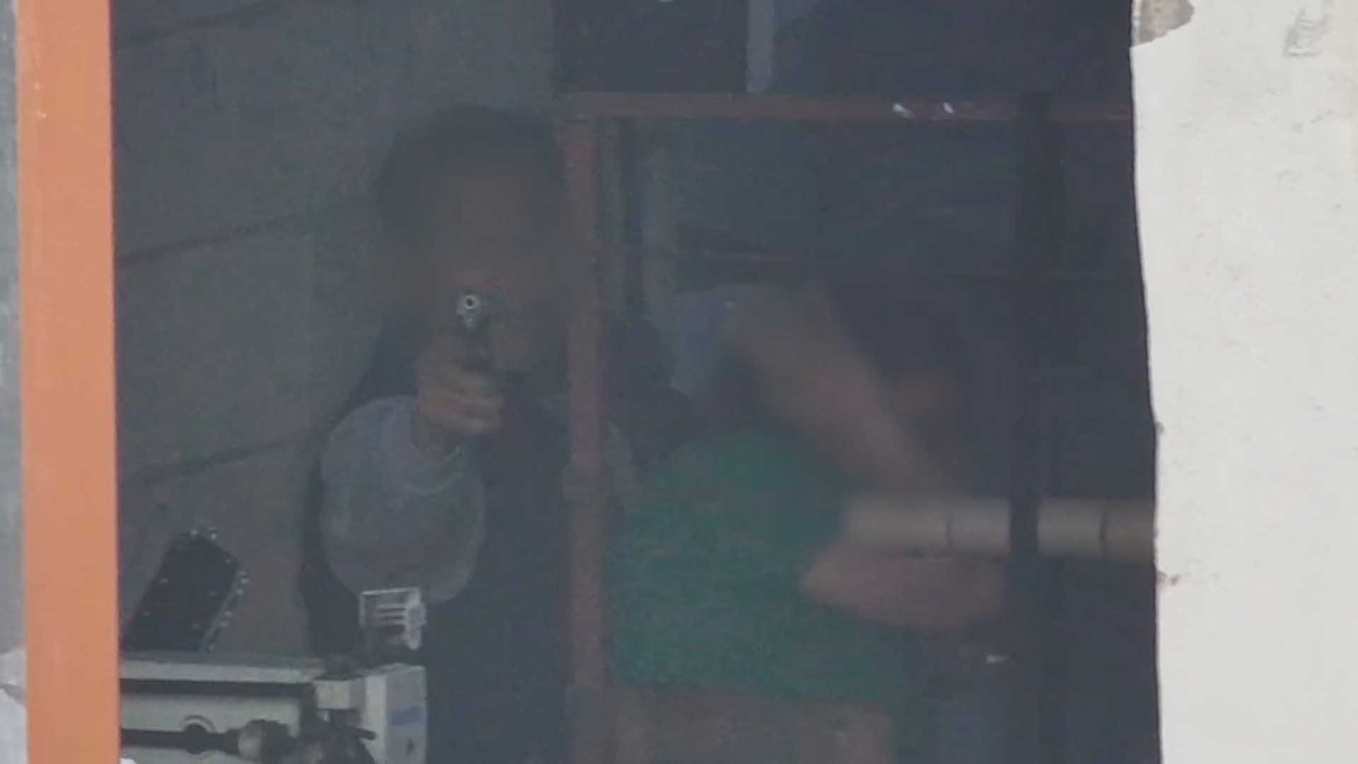 Gaziantep'te Aileden 5 Kişiyi Silahla Rehine Aldı, Polise Ateş Açtı 2