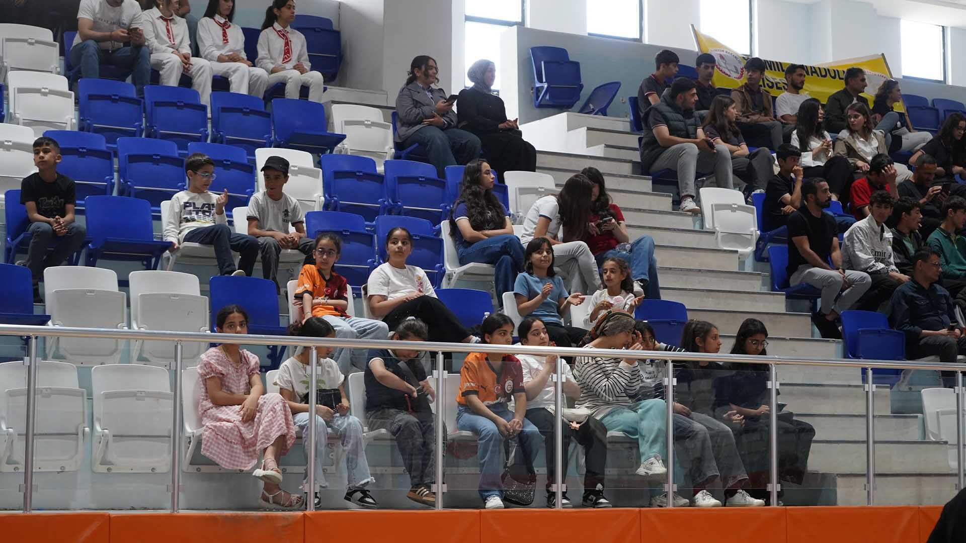 Bismil’de Gençlik Bayramı Renkli Görüntülere Sahne Oldu 21
