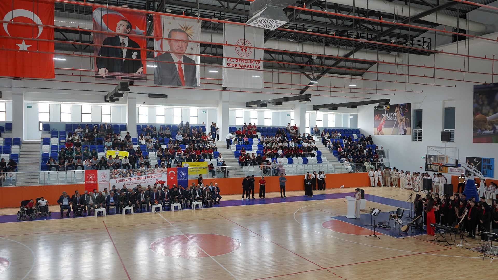 Bismil’de Gençlik Bayramı Renkli Görüntülere Sahne Oldu 6