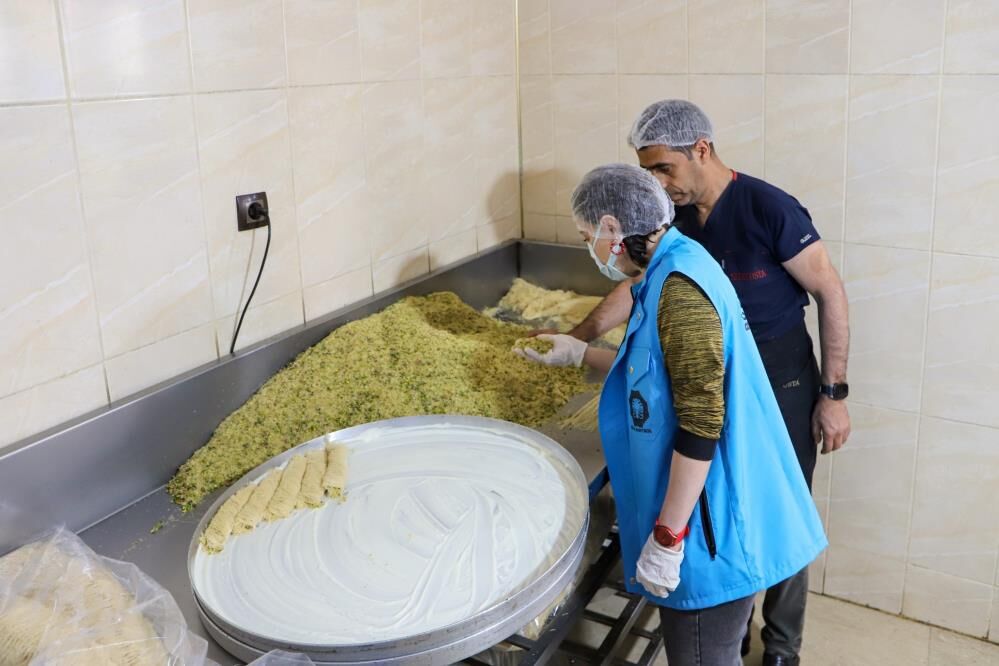 Diyarbakır'da Bayram Öncesi Market Ve Tatlıcılara Sıkı Denetim (2)