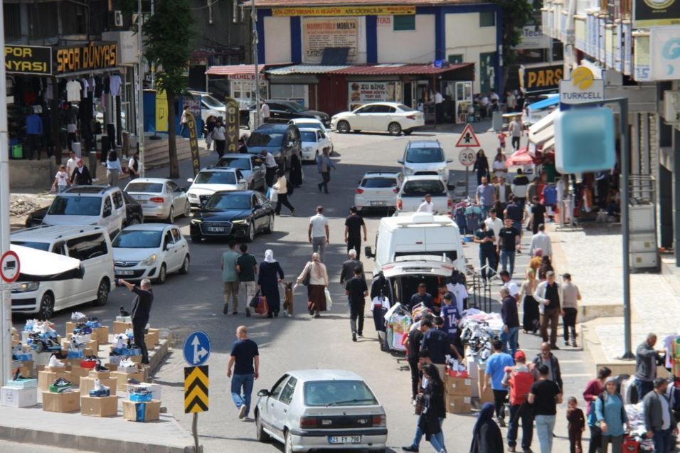 Diyarbakır'da Bayram Yoğunluğu Trafiğe Yansıdı (2)