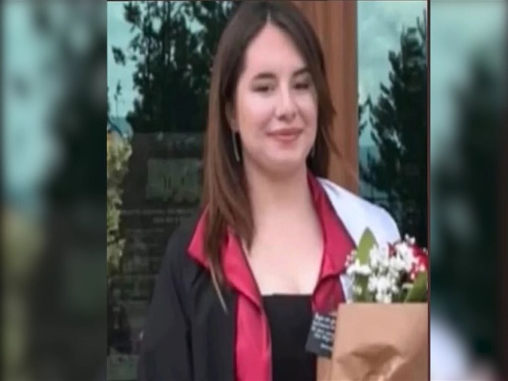 Fırtınada Yaşamını Yitiren 23 Yaşındaki Nur Toprağa Verildi (1)