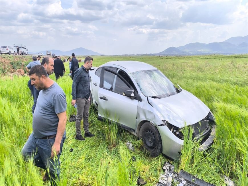 İki Otomobilin Çarpıştığı Kazada 5 Kişi Yaralandı (2)