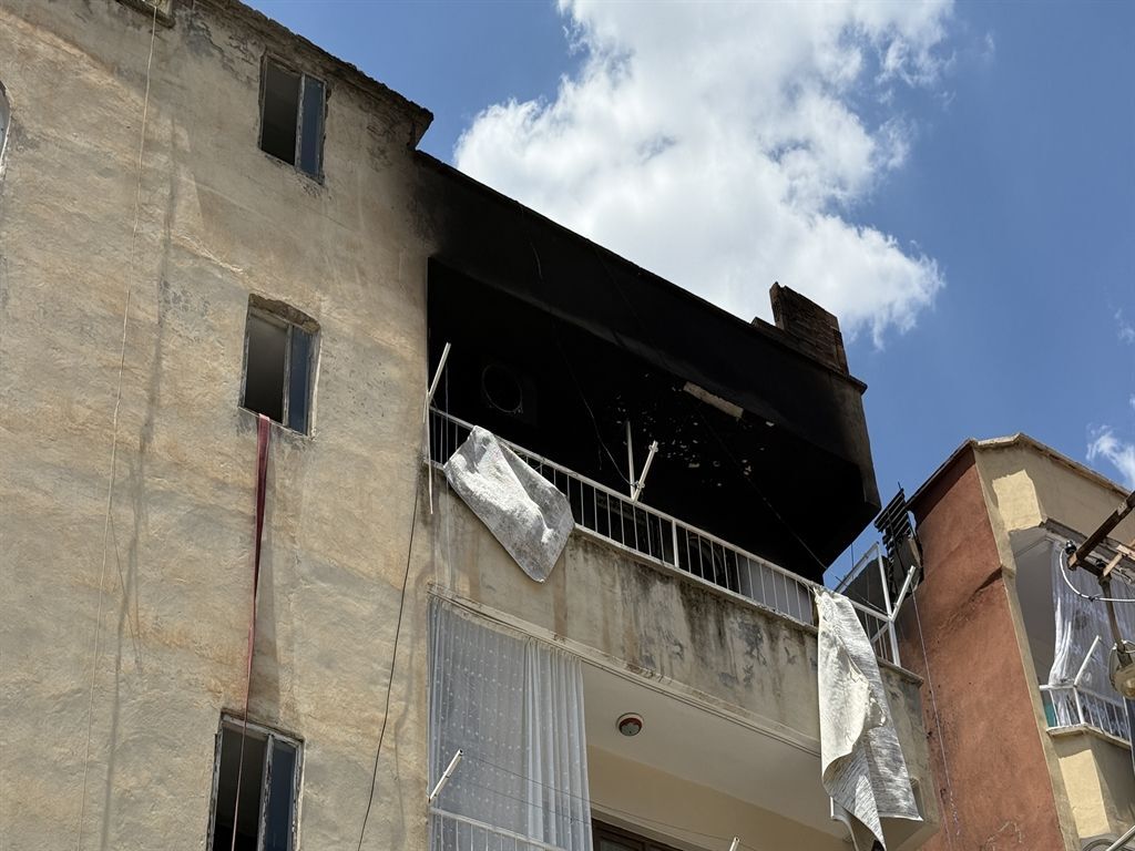 Diyarbakır'da Yangın Sonrası “Kundaklama” Iddiası Komşular Arasında Kavga Çıktı (3)