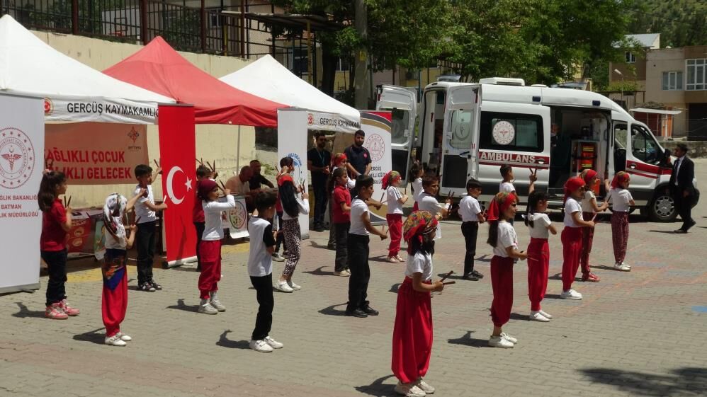 Sağlıklı Çocuk, Sağlıklı Gelecek Projesi Ile Öğrenciler Sağlıklı Yaşam Bilinciyle Buluştu (2)
