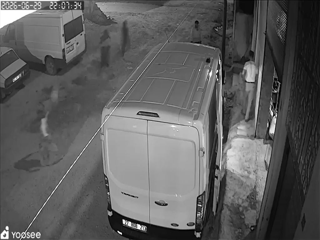 Sokakta Buldukları Havai Fişek Patlayan 2 Çocuk Yaralandı (2)