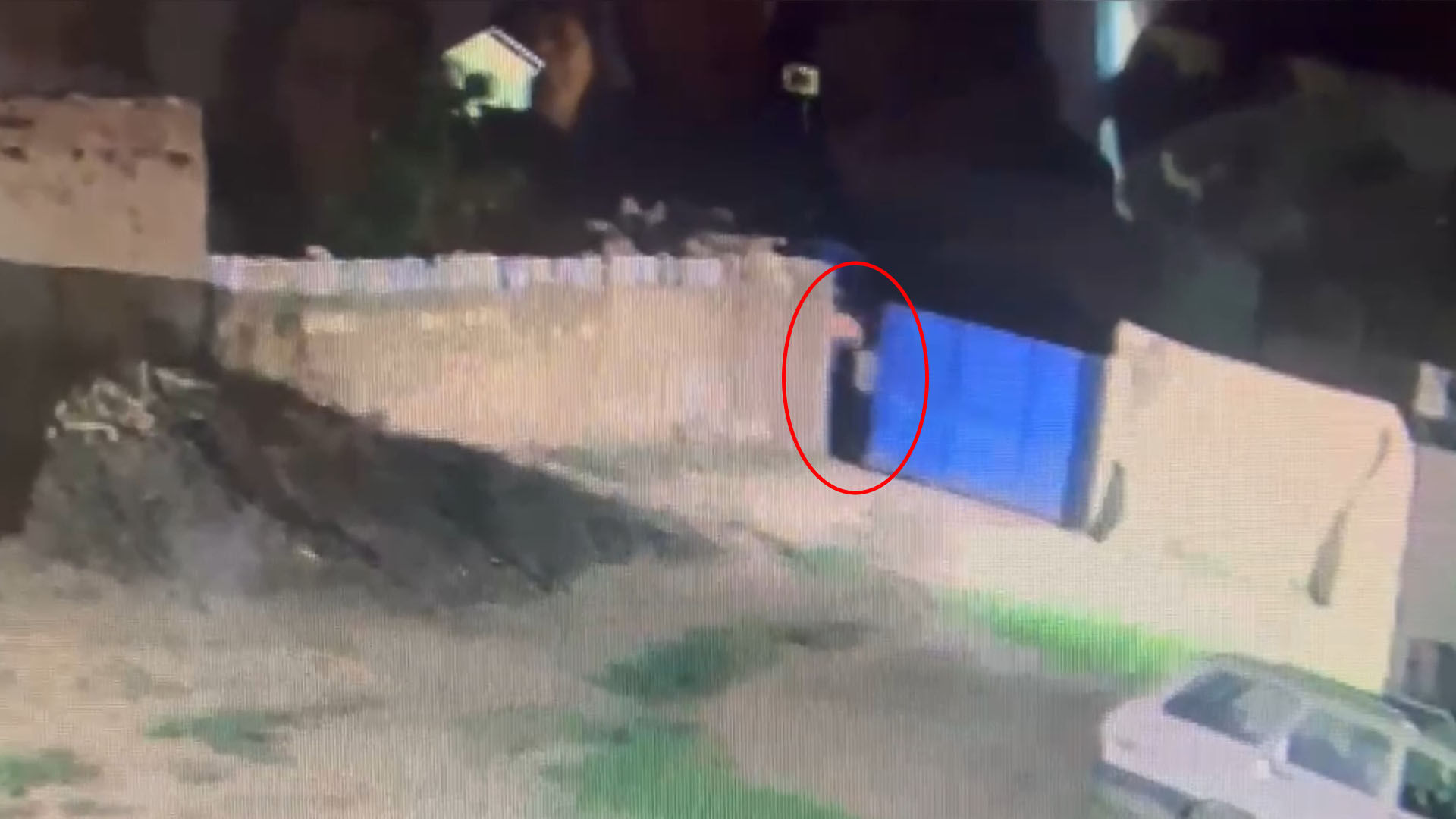 Ak Partili Meclis Üyesinin Evine Silahlı Saldırı Kameraya Yansıdı 1