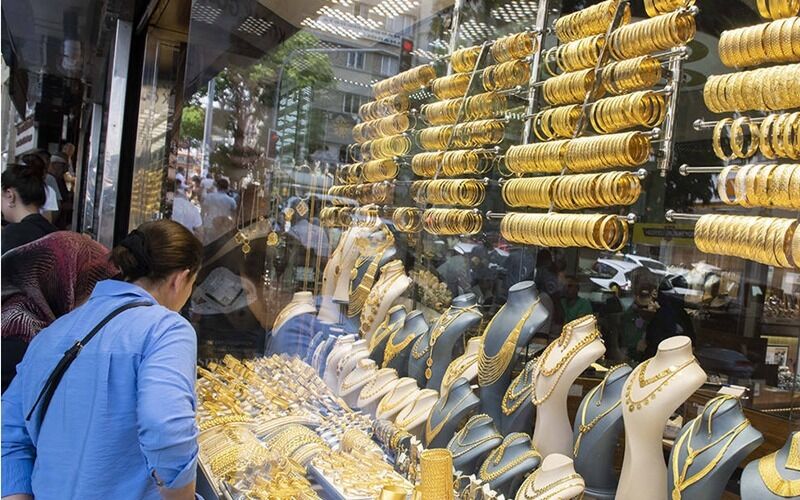 Altin Rekora Doymuyor Yeni Zirve Goruldu Gram Altin 4500 T Lye Yuruyor