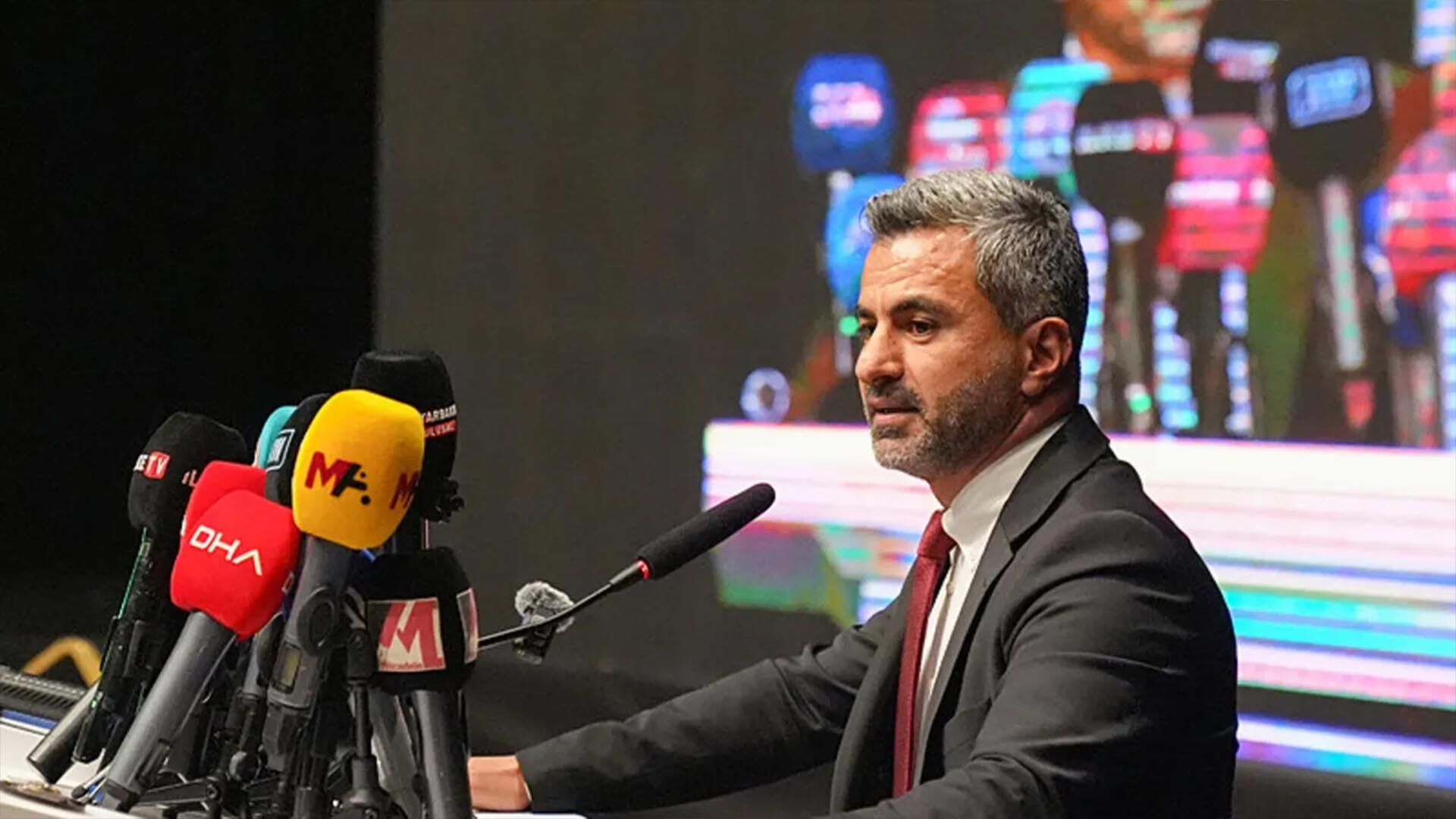 Amedspor Başkanı Eren, Fenerbahçe Ve Galatasaray Ile Transfer Görüşmeleri Yapıyoruz 1