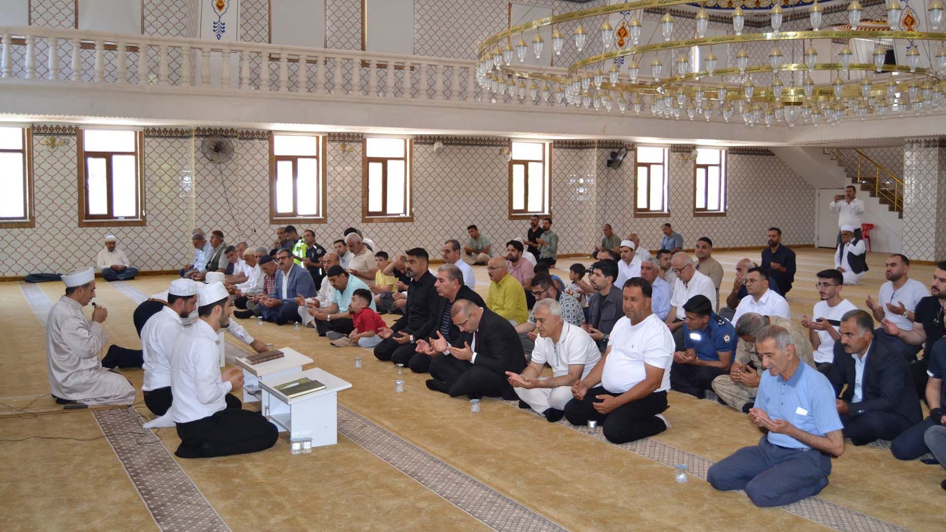Bismil'de 15 Temmuz Şehitleri İçin Mevlid Programı Düzenlendi 4