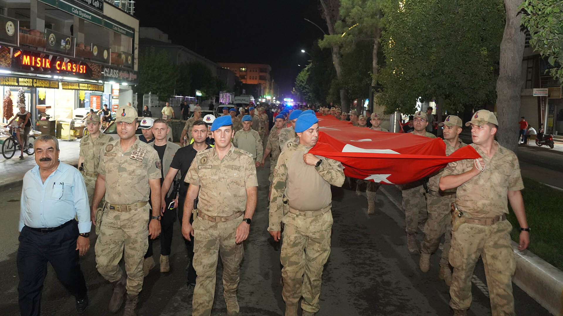 Bismil’de 15 Temmuz Şehitlerini Anma Programı Düzenlendi 22