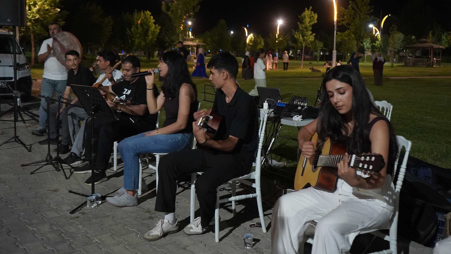 Bismil'de Vedat Aydın Futbol Turnuvası Tamamlandı, Şampiyon No21 Playstation Oldu 7
