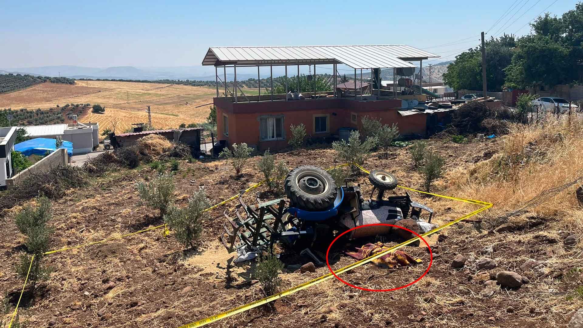 Devrilen Traktörün Altında Kalan 71 Yaşındaki Abdurrahman Hayatını Kaybetti