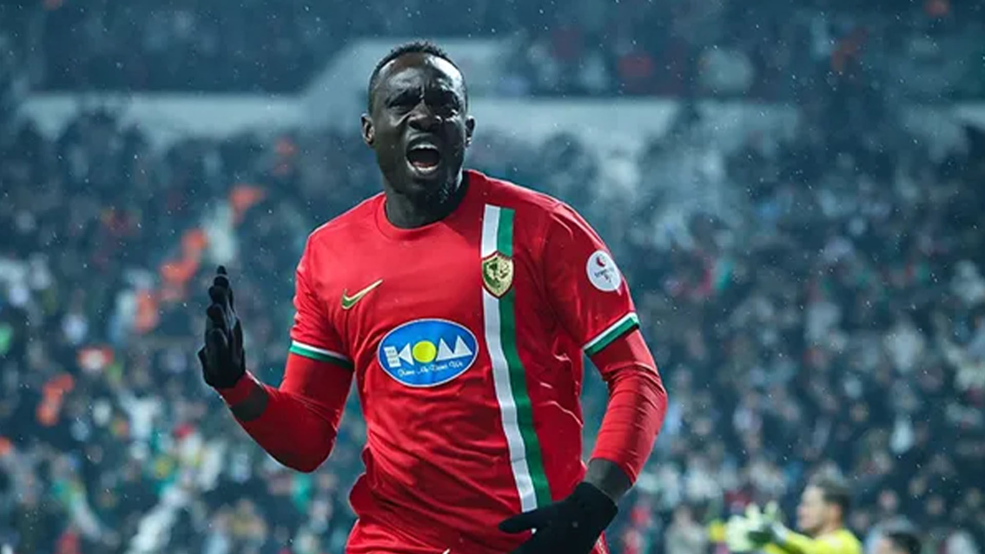 Diagne Komşu İle Transfer Oldu! Yabancıya Gitmedi 2