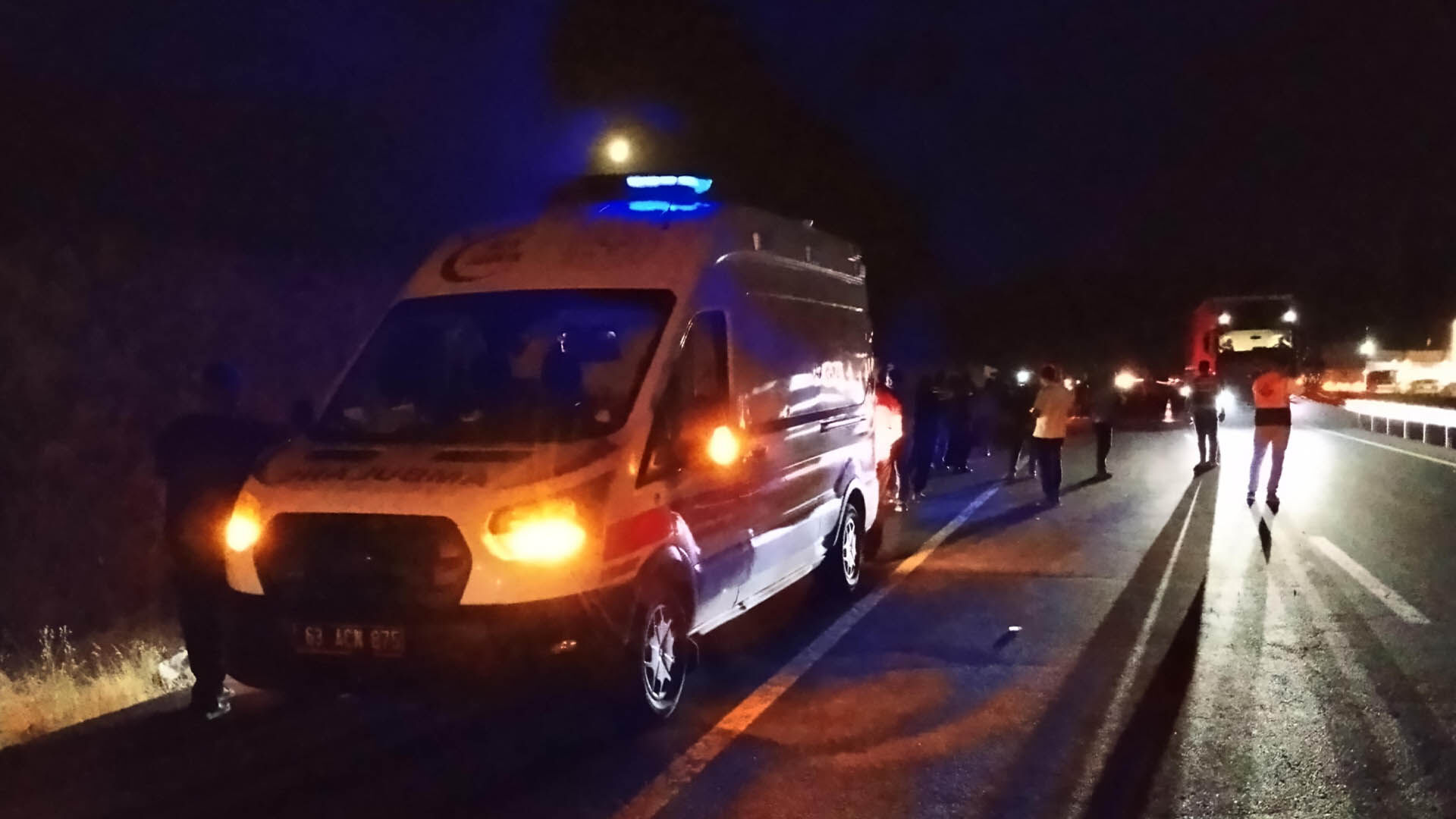 Diyarbakır Kara Yolunda Feci Kaza Kamerada, 3 Ölü, 1 Yaralı 1