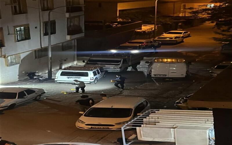 Gece Yarısı Çıkan Tartışma Kavgaya Dönüştü 2 Yaralı (1)