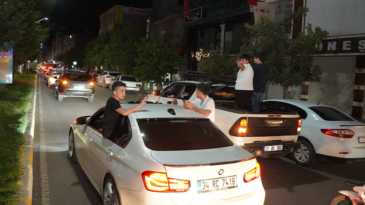 Bismil'de Amedspor'un Liderliği Coşkuyla Kutlandı 11