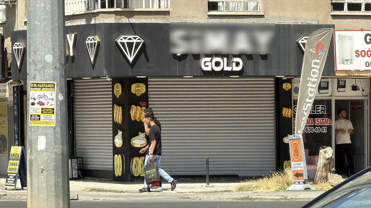 Diyarbakır’da Kuyumculardan Silahlı Saldırıya Tepki 2