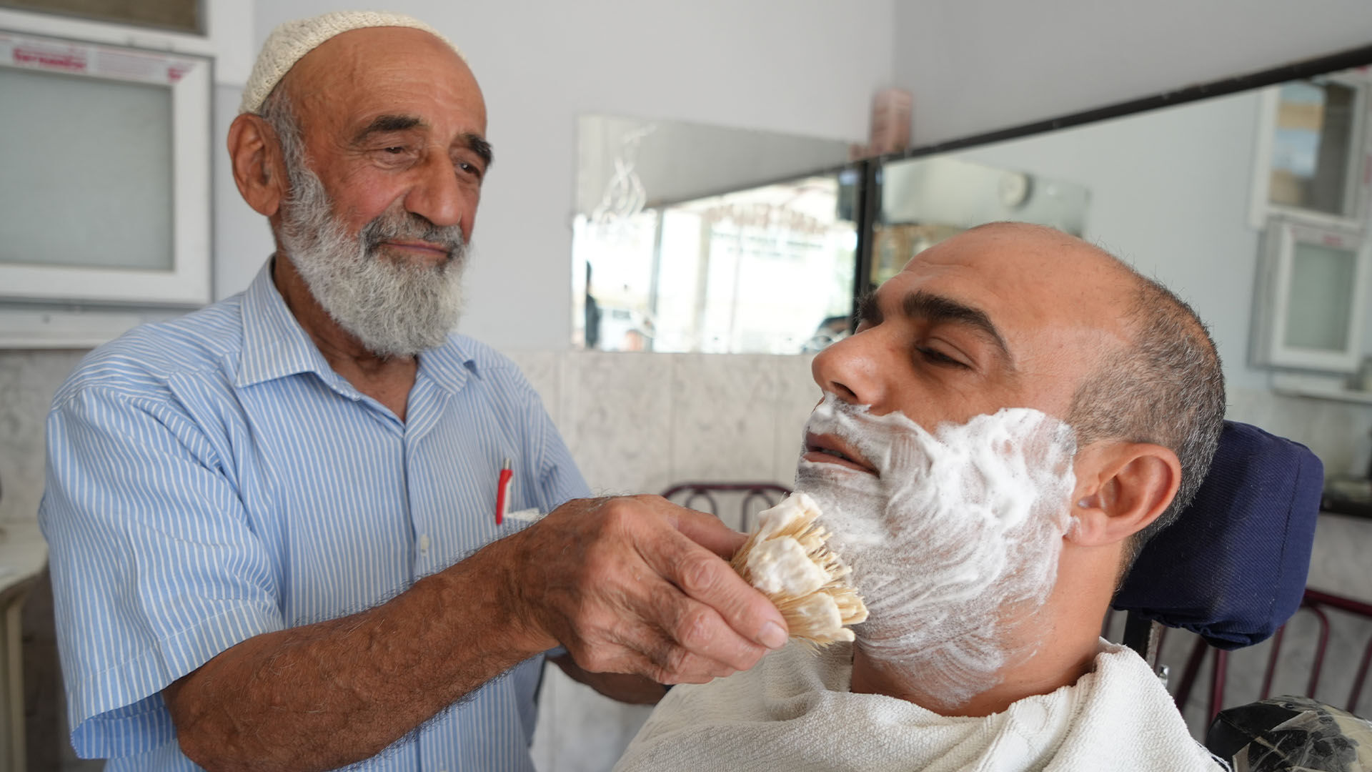 11 Yaşında Eline Aldığı Makası 65 Yıldır Bırakmadı 2