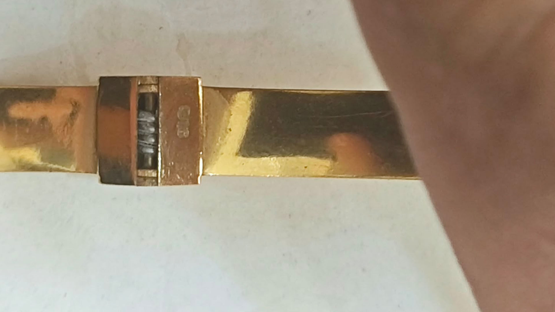 Bismil’de Kuyumcudan Alınan Bilezikten Metal Tel Çıktı 5