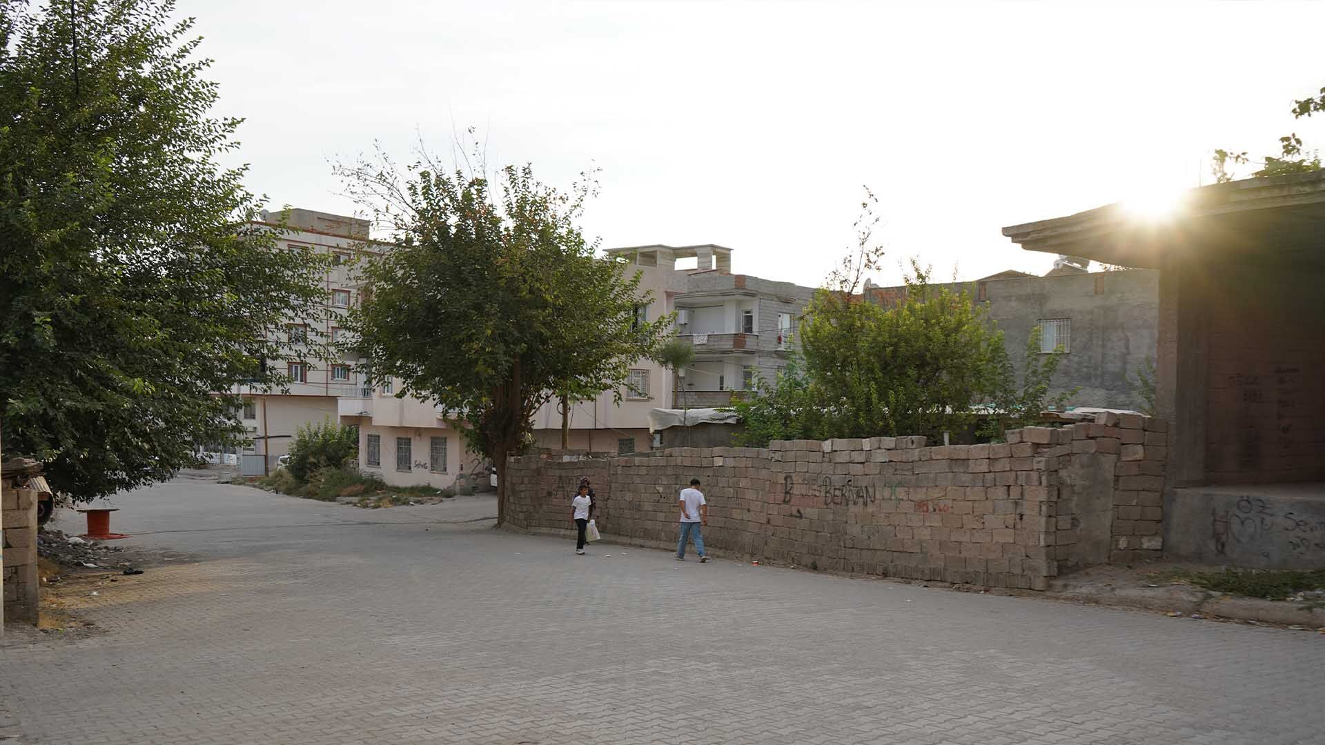 Bismil’de Okul Önünde 4 Çocuğu Kaçırma Girişimi