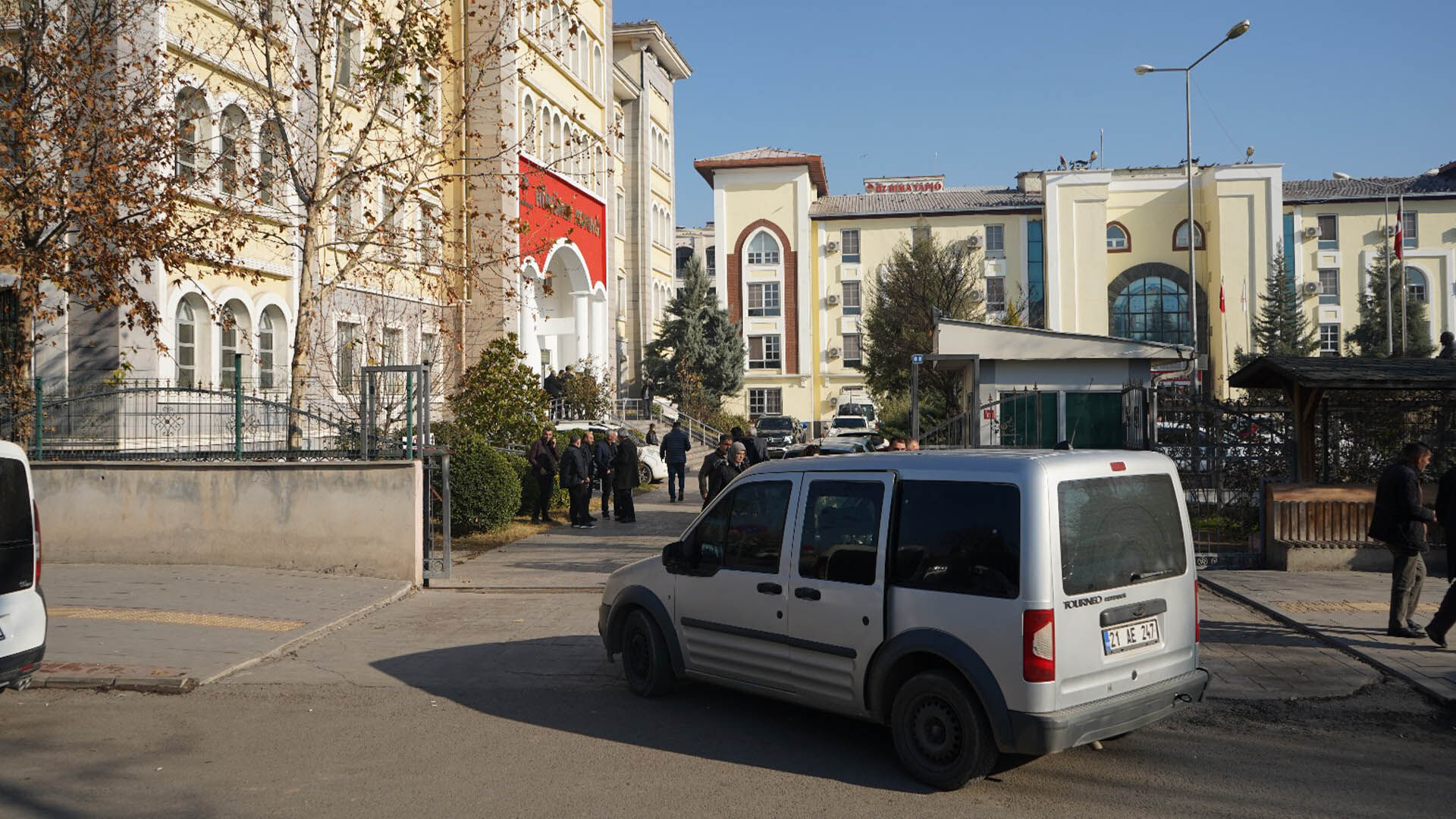 Bismil’de Yasa Dışı Bahis Operasyonu, 10 Kişi Gözaltına Alındı 3
