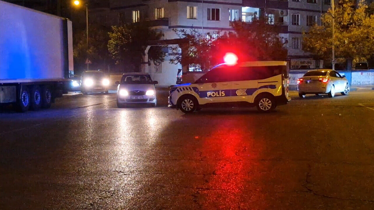 Diyarbakır’da Oyun Salonuna Silahlı Saldırı, 3 Kişi Yaralandı 2