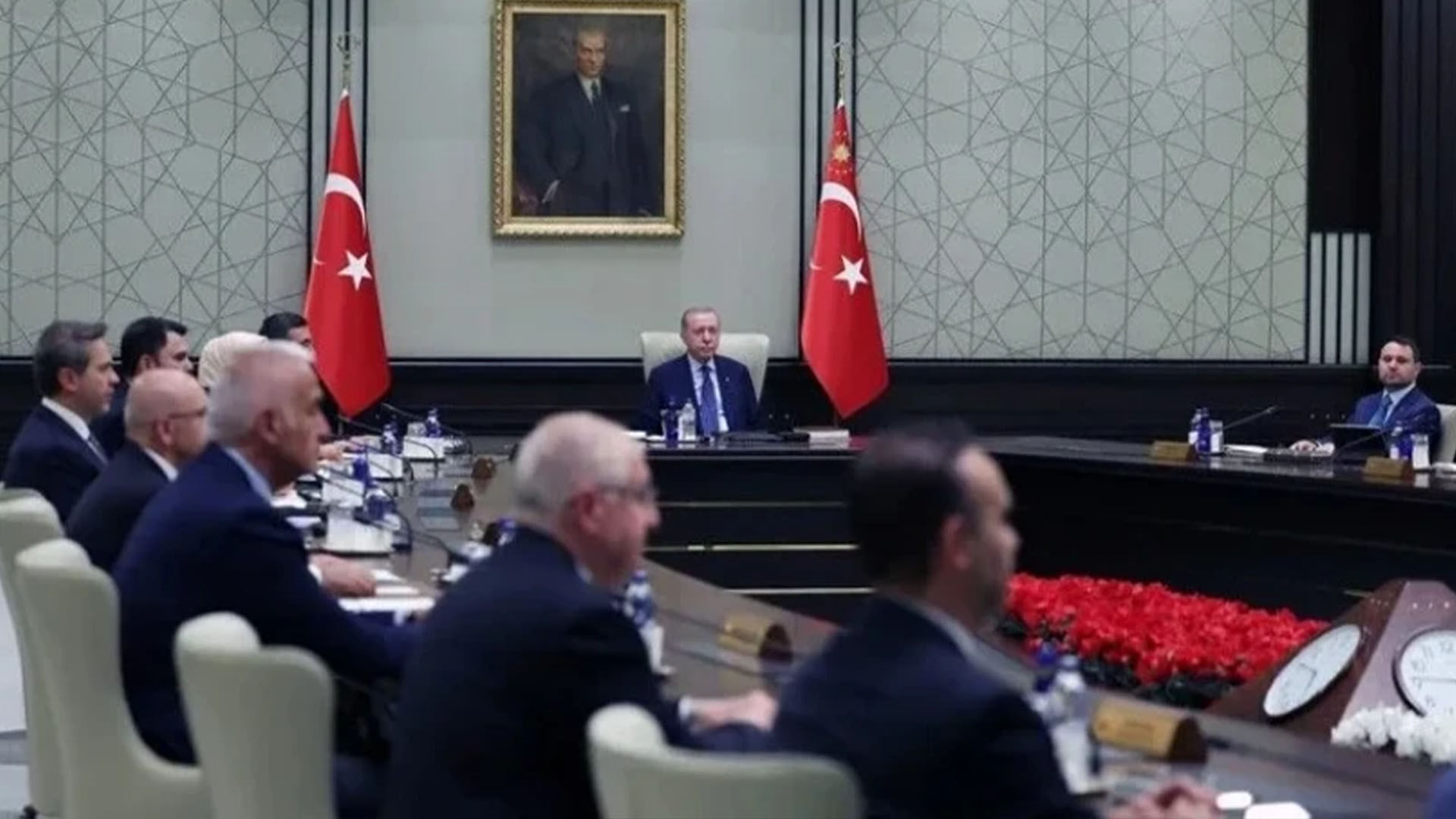 Kabine Bugün Toplanıyor, Süreç Yasası Masada 1