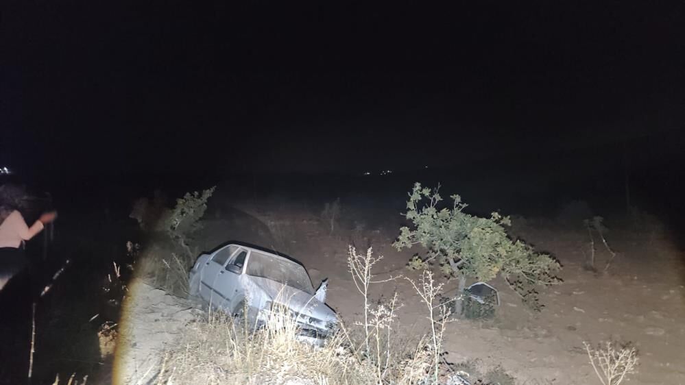 Zincirleme Kazada Traktör Ortadan İkiye Ayrıldı 3 Yaralı (3)