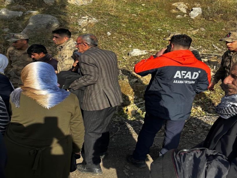 18 Saatlik Arama Çalışması Mutlu Sonla Bitti Kayıp İşitme Engelli Genç Sağ Bulundu (2)