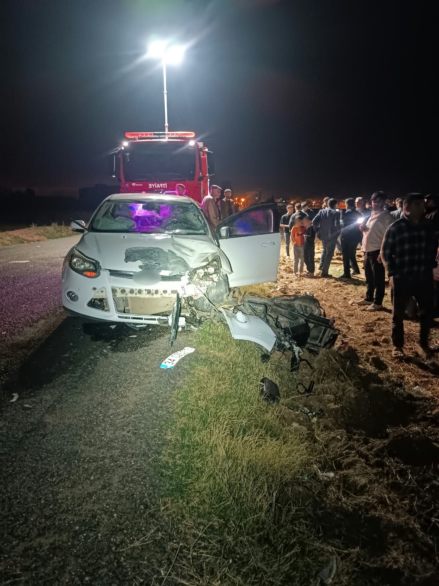 Otomobil ile motosiklet çarpıştı, 22 yaşındaki genç hayatını kaybetti