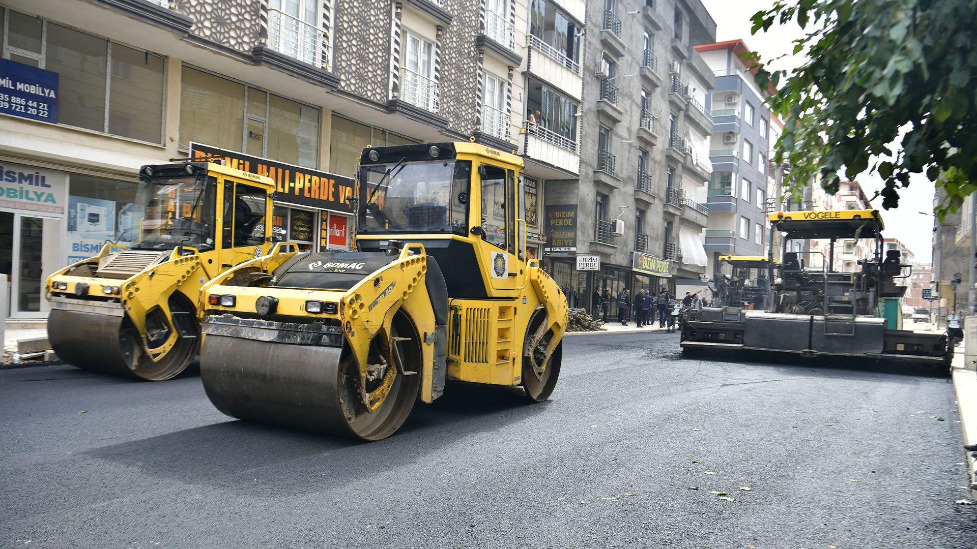 Bismil'de Asfalt Çalışmaları Başladı, 6 Bin Metrekarelik Yol Yenileniyor 7