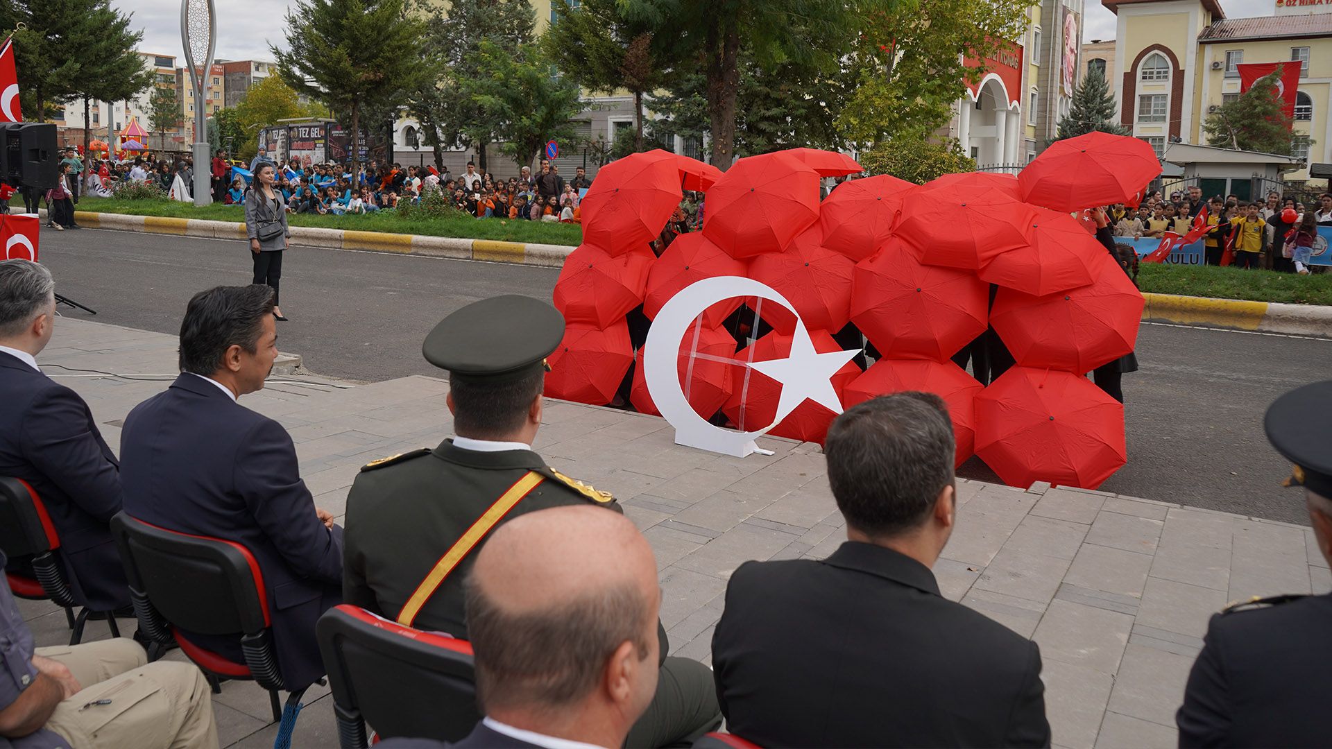 Bismil’de Cumhuriyet’in 103. Yılı Coşkuyla Kutlandı 13