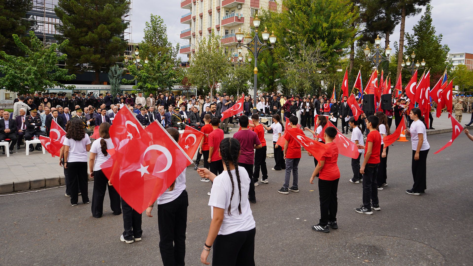 Bismil’de Cumhuriyet’in 103. Yılı Coşkuyla Kutlandı 16