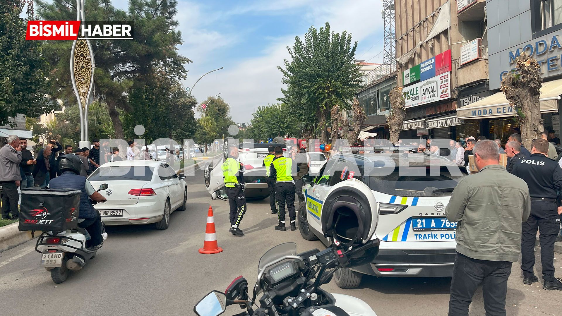 Bismil’de Otomobil Takla Attı 65 Yaşındaki Sürücü Yaralandı 12