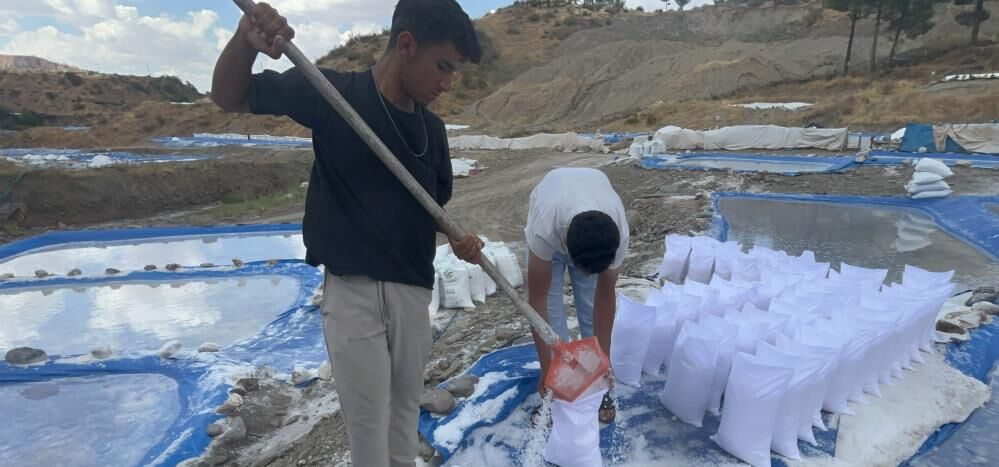 Geleneksel Yöntemlerle Yüzyıldır Tuz Çıkarıyorlar (2)