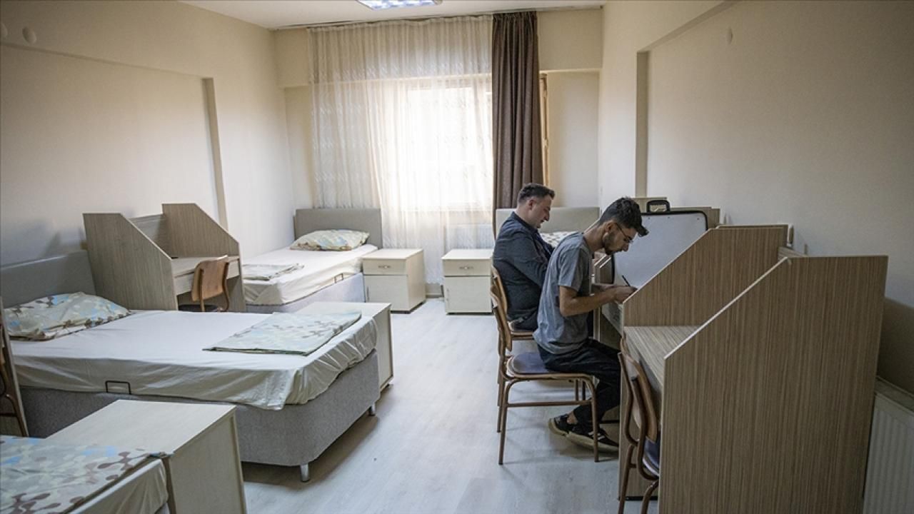Ogrenci Yurdu Yurt Aa 1923419